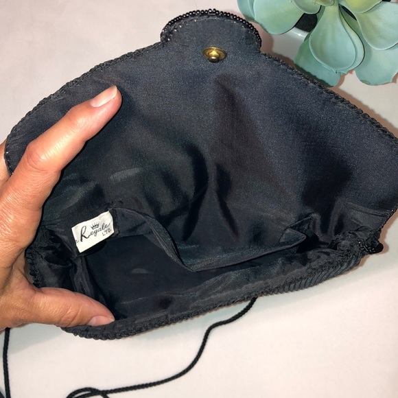 La Regale Party Purse - Picture 3 of 4